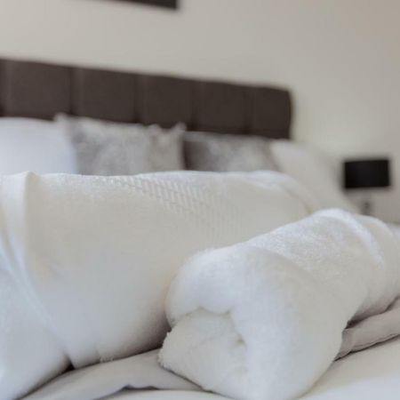 Leys Park Executive Apartments Dunfermline Extérieur photo